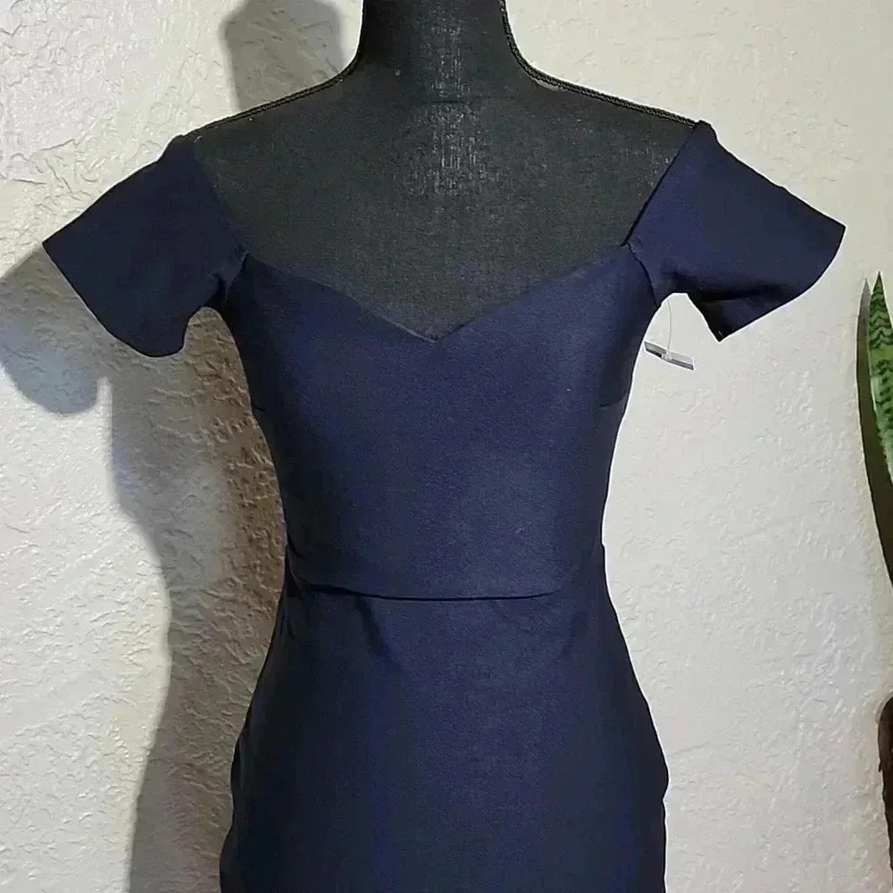 Lulus midnight blue of the shoulder midi dress 👗 - Picture 8 of 8